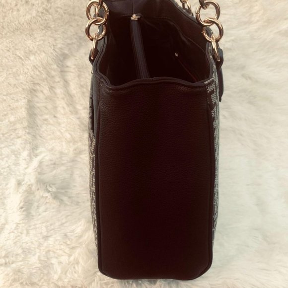 TOMMY HILFIGER. TH Monogram Brown Shopper. - Picture 10 of 12